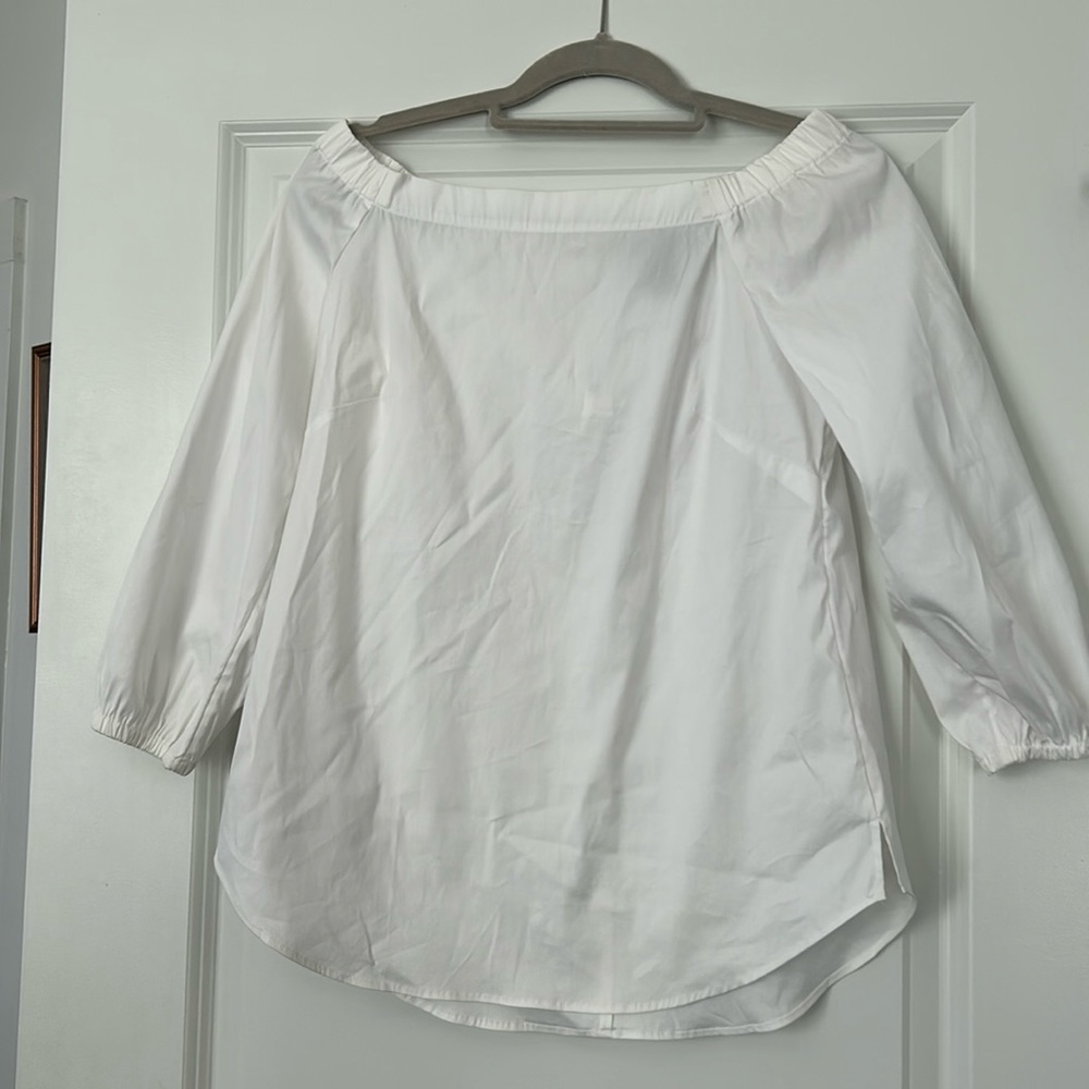 Off shoulders white top 3/4 sleeves
